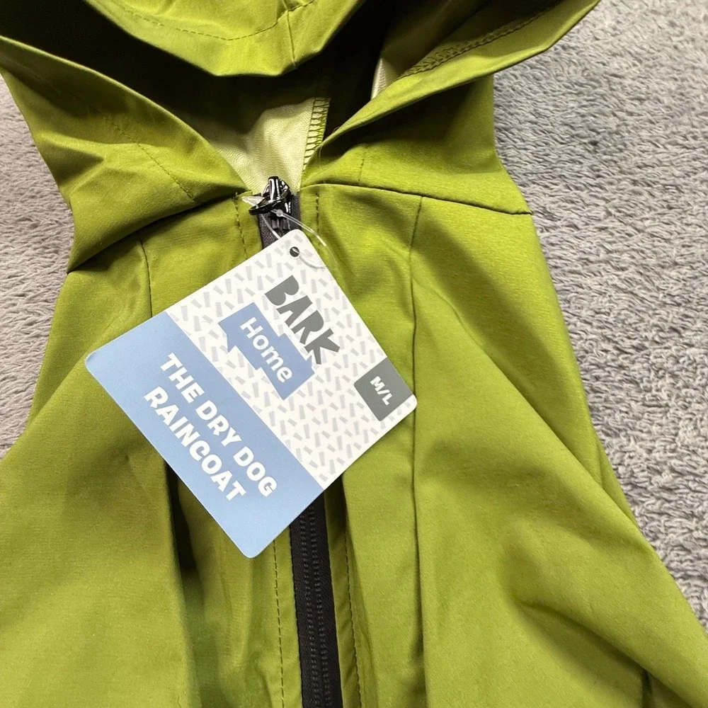 BARK Home Dog Rain Coat Jacket Lightweight Soft Shell Green NWT M/L